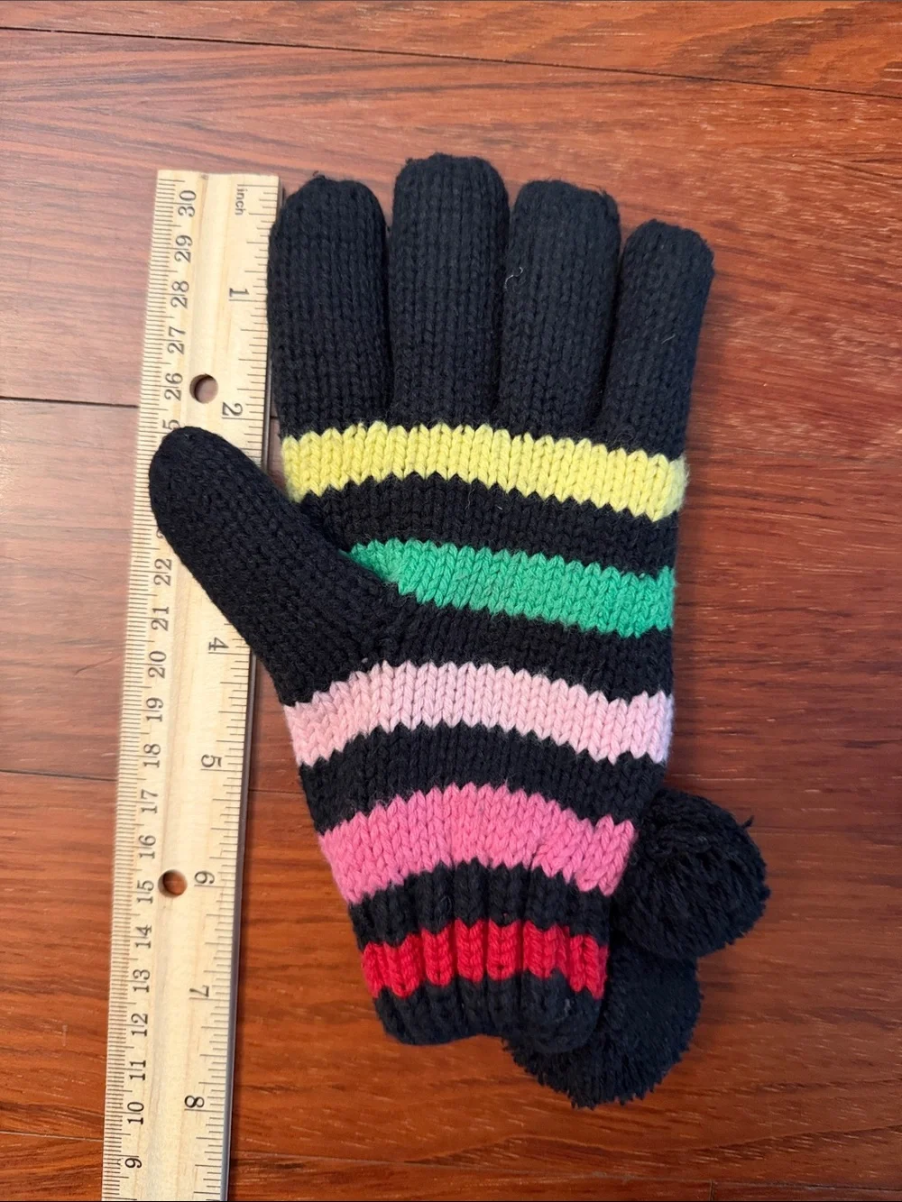 ⭐️ Kids gloves